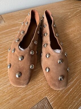 NWOB! MADEWELL The Mylie Ballet Flat Dried Acorn Suede Silver Studs Size 9.5